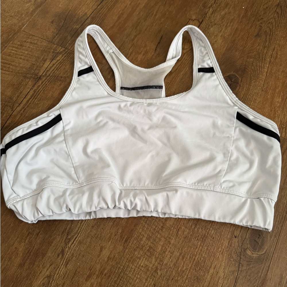 SHEIN Black and White Racerback Sports Bra - Picture 4 of 5